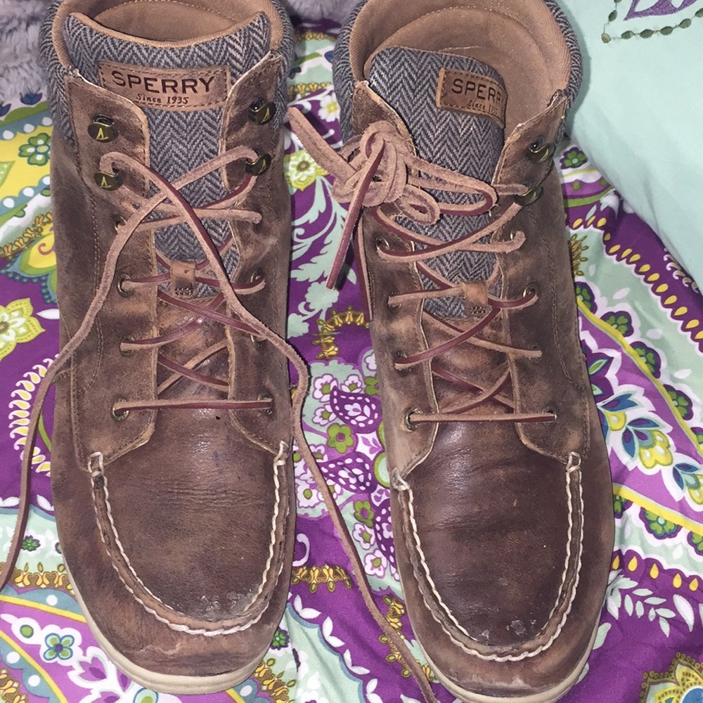 Sperry Lace Up Boots